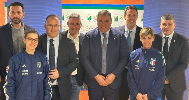 PRESENTATO A PESCARA L’ELITE ROUND DELLE QUALIFICAZIONI AL PRIMO MONDIALE FEMMINILE DI FUTSAL. SI GIOCA A MONTESILVANO DAL 19 AL 22 MARZO